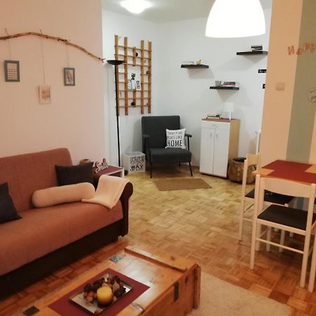 Ada Milipe Appartement Belgrado Buitenkant foto