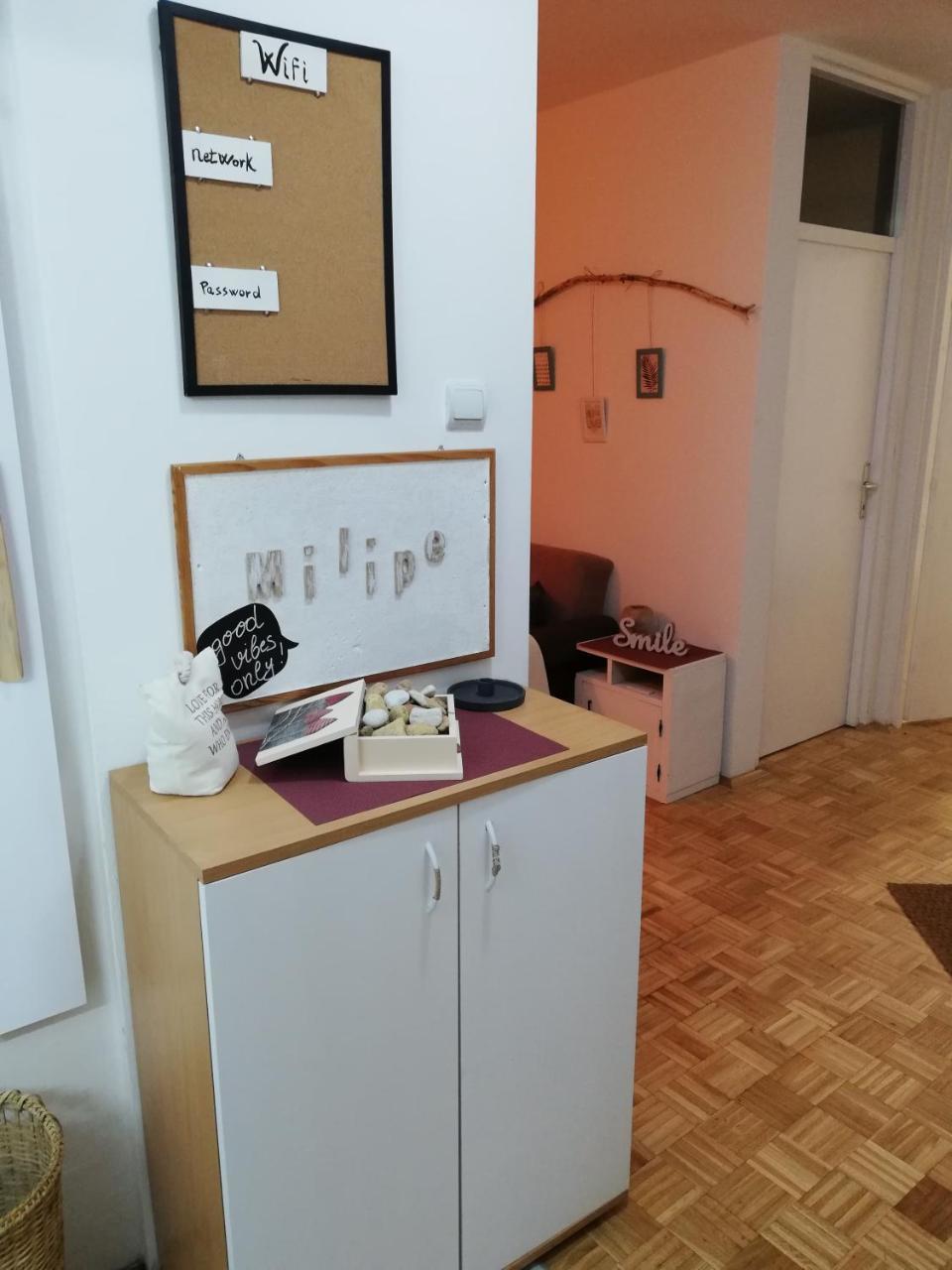 Ada Milipe Appartement Belgrado Buitenkant foto